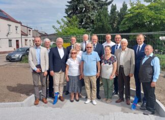 Pomnik hr. Zamoyskiego w Kórniku